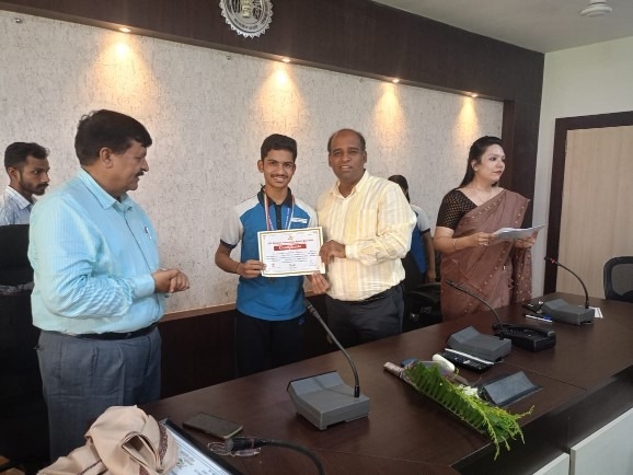 PSY Meritorious honor in Balaghat Collectorate